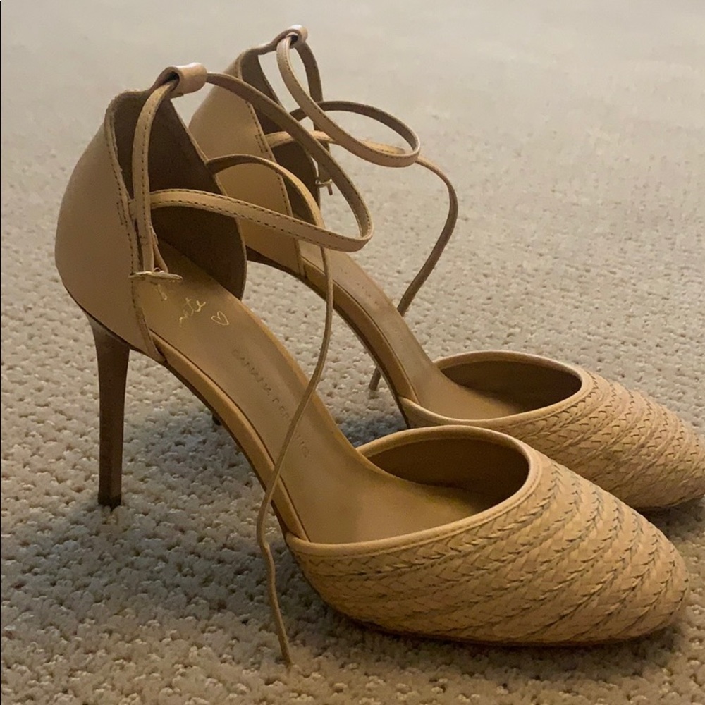 NWOT Banana Republic Tan Heels (womens size 10)